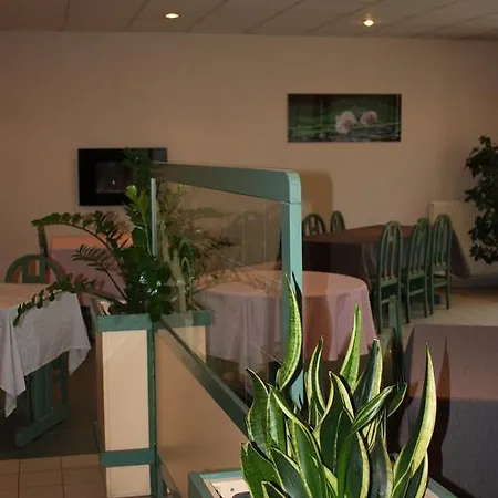 Hotel Vallee Bleue 2*