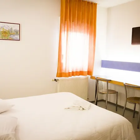 Vallée Bleue Hotel 2*